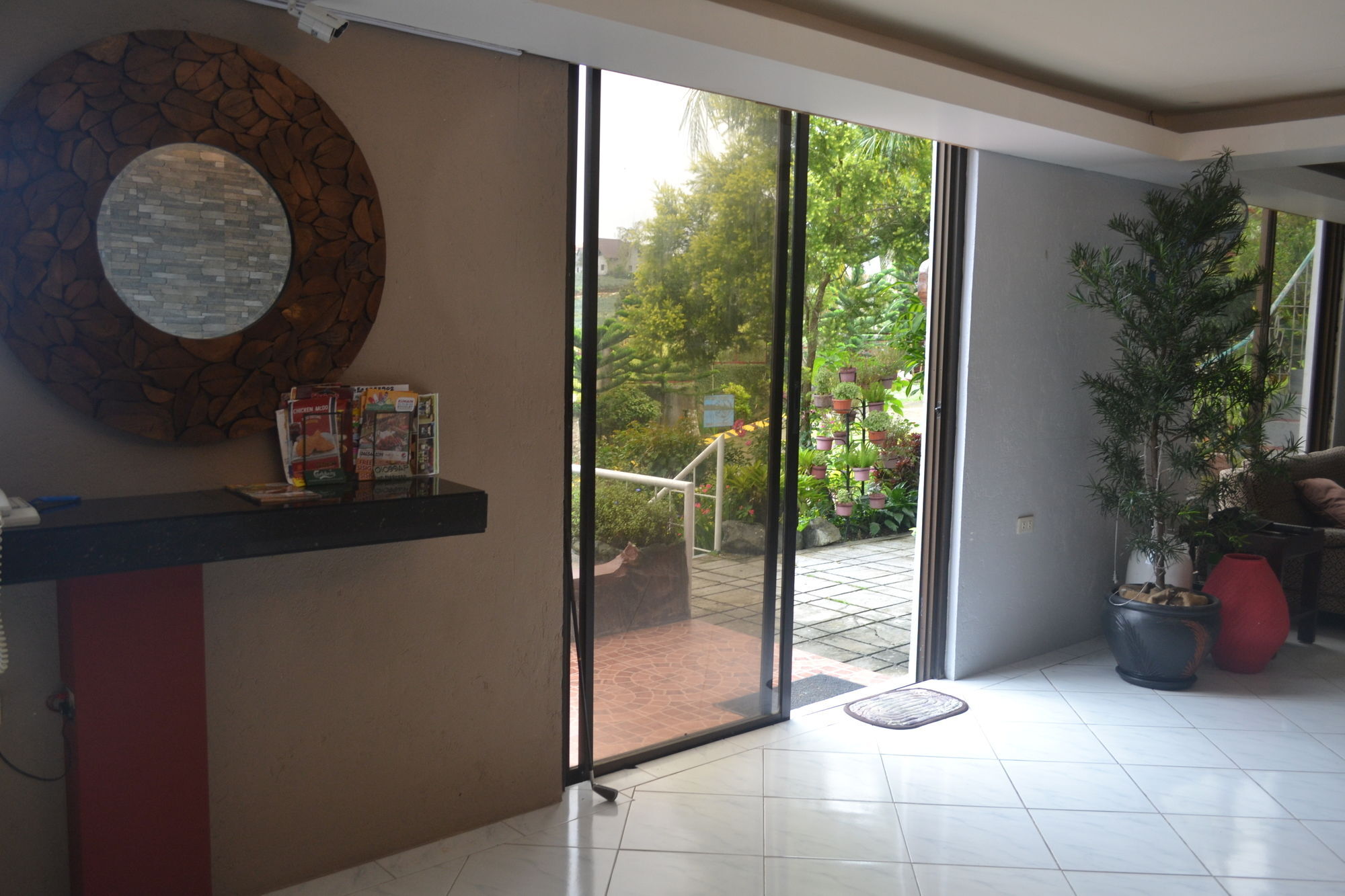 El Paso Inn Tagaytay City Dış mekan fotoğraf